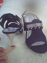 潢川城事之夏季主打產品展示——一鳴公主鞋業加工廠